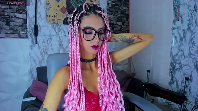 Queen Cuarxxo online show from April 29, 2026, 12:05 am