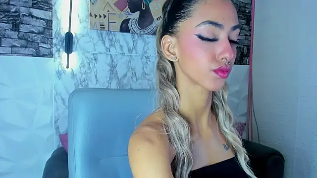 Queen Cuarxxo online show from July 19, 2026, 11:19 pm