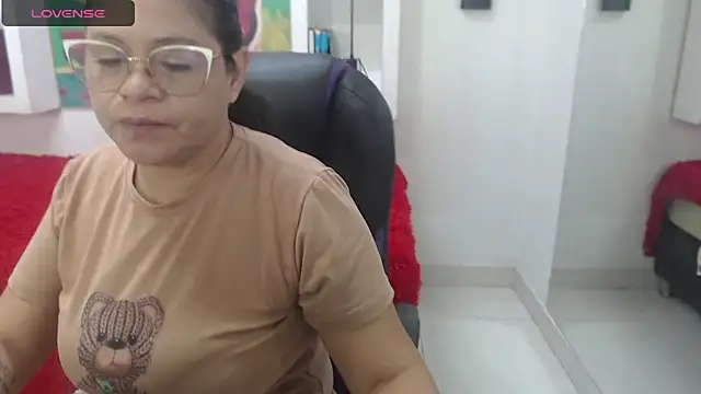 sexy lady 0 online show from October 8, 2025, 11:08 am