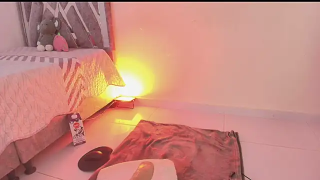 sweety mariann1 online show from December 2, 2025, 7:20 pm