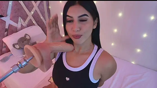 sweety mariann1 online show from February 24, 2026, 8:29 pm