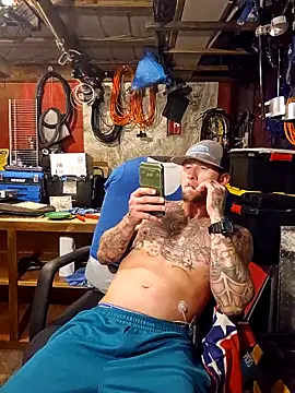 jtw14 online show from September 17, 2025, 3:41 am