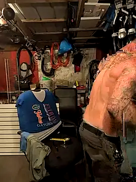 jtw14 online show from September 28, 2025, 2:39 am