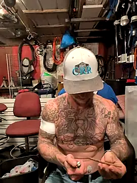 jtw14 online show from October 3, 2025, 12:51 am