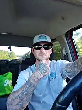 jtw14 online show from October 15, 2025, 9:04 pm