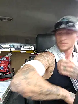 jtw14 online show from October 28, 2025, 12:52 pm