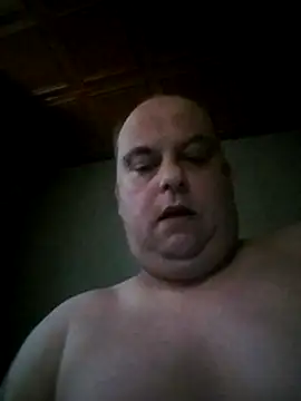 bigi441980 online show from September 20, 2025, 5:19 am