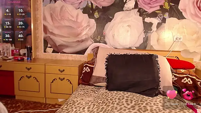 Snapshot of MarineSweet chatting on January 8, 2025, 7:56 pm MarineSweet online show from January 8, 2025, 7:56 pm