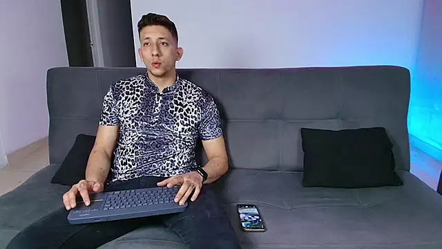 Snapshot of Maykol_Victoriasr chatting on February 25, 2025, 4:14 am Maykol Victoriasr online show from February 25, 2025, 4:14 am