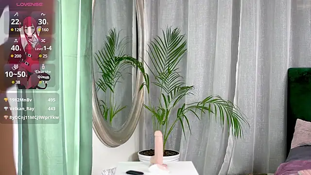 BelleSkye online show from February 12, 2025, 11:29 am