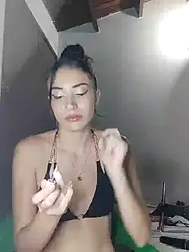 Snapshot of aurelialux chatting on December 13, 2024, 3:16 am aurelialux online show from December 13, 2024, 3:16 am