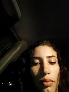 Snapshot of aurelialux chatting on January 19, 2025, 4:12 am aurelialux online show from January 19, 2025, 4:12 am