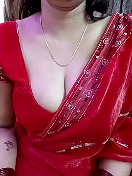 Snapshot of kaamuk_shweta chatting on October 24, 2025, 5:37 am kaamuk shweta online show from October 24, 2025, 5:37 am