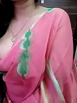 Snapshot of kaamuk_shweta chatting on November 9, 2025, 3:10 pm kaamuk shweta online show from November 9, 2025, 3:10 pm