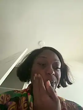 Snapshot of honeybrow chatting on January 11, 2025, 7:05 pm honeybrow online show from January 11, 2025, 7:05 pm