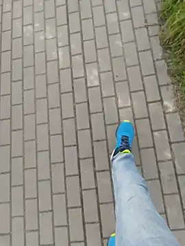 Snapshot of krissraw chatting on December 15, 2025, 9:24 am krissraw online show from December 15, 2025, 9:24 am