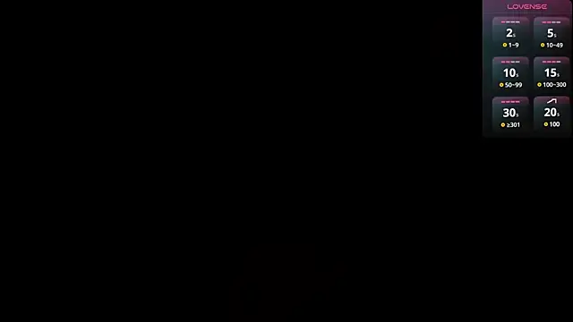 Snapshot of Adam_misti chatting on December 8, 2024, 4:07 pm Adam misti online show from December 8, 2024, 4:07 pm