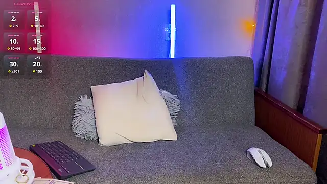 Snapshot of Adam_misti chatting on December 21, 2024, 3:09 pm Adam misti online show from December 21, 2024, 3:09 pm