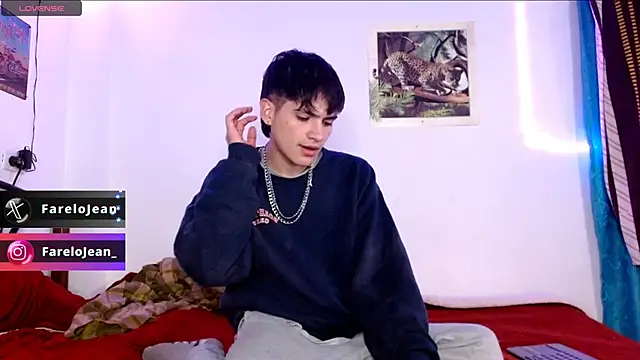 Snapshot of jeanfarelo chatting on January 5, 2025, 3:43 am jeanfarelo online show from January 5, 2025, 3:43 am