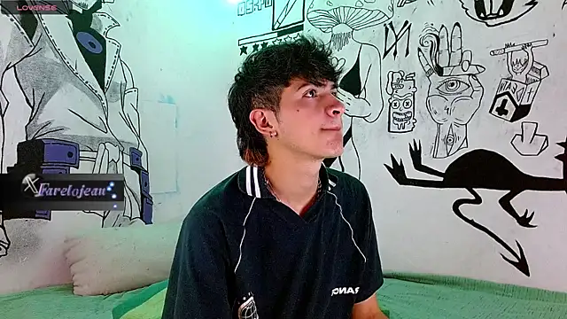 Snapshot of jeanfarelo chatting on October 4, 2025, 7:34 pm jeanfarelo online show from October 4, 2025, 7:34 pm