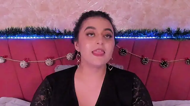LorenaStevens online show from December 24, 2024, 12:33 pm