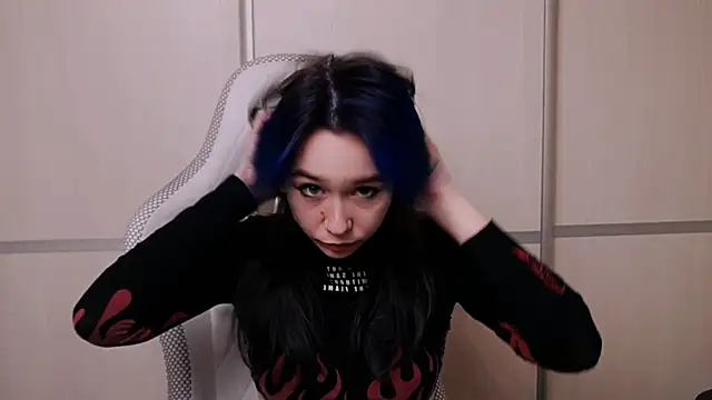 Kimiko   online show from April 23, 2026, 1:24 pm