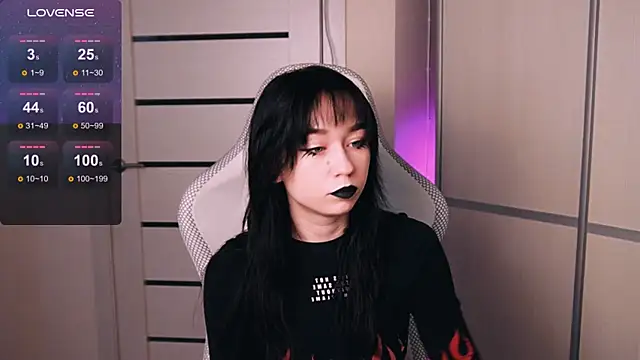 Snapshot of Kimiko__ chatting on June 9, 2026, 12:06 pm Kimiko online show from June 9, 2026, 12:06 pm