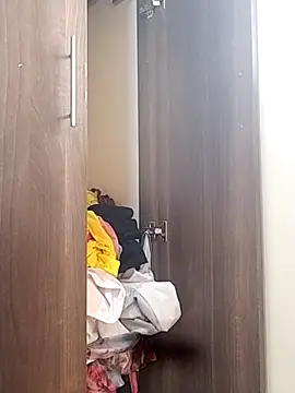 BriannaVincent online show from December 3, 2025, 4:09 am