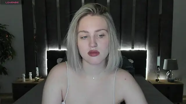  Sarah Soul  online show from December 13, 2024, 1:04 am