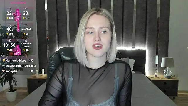  Sarah Soul  online show from December 18, 2024, 7:26 am