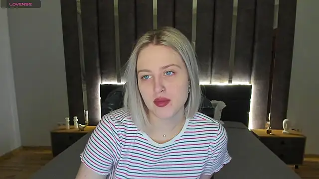  Sarah Soul  online show from December 29, 2024, 12:52 am