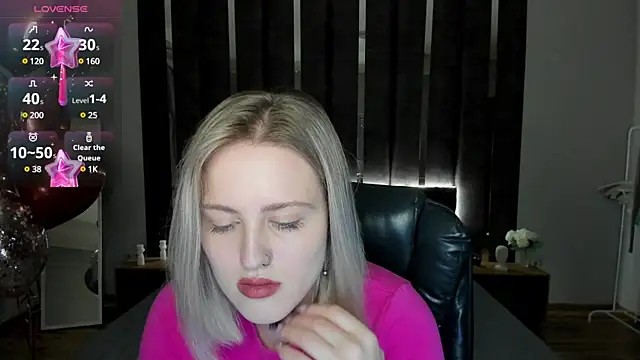  Sarah Soul  online show from February 18, 2025, 12:48 am