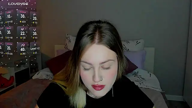  Sarah Soul  online show from October 1, 2025, 12:05 am