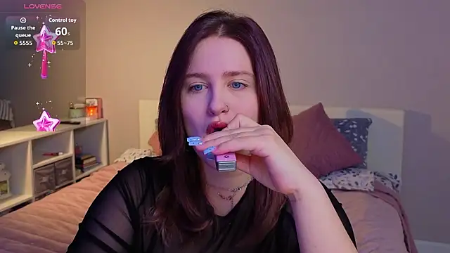 Snapshot of _Sarah_Soul_ chatting on February 15, 2026, 11:12 pm Sarah Soul online show from February 15, 2026, 11:12 pm