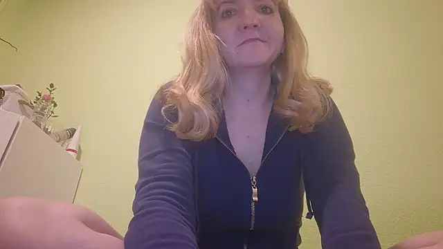 EstrellaWalters online show from January 2, 2025, 6:56 pm