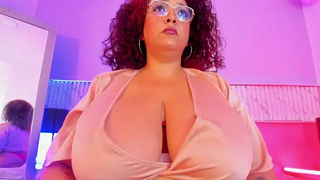 Snapshot of MaraaSweett chatting on March 1, 2025, 3:21 am MaraaSweett online show from March 1, 2025, 3:21 am