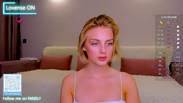 Snapshot of pretty_girlnextdoor chatting on January 30, 2025, 5:39 pm pretty girlnextdoor online show from January 30, 2025, 5:39 pm