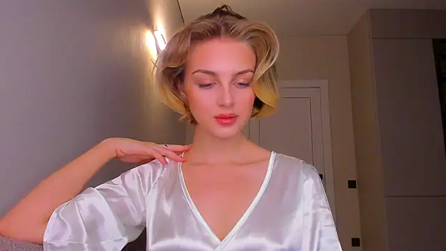 Snapshot of pretty_girlnextdoor chatting on February 22, 2025, 5:57 pm pretty girlnextdoor online show from February 22, 2025, 5:57 pm