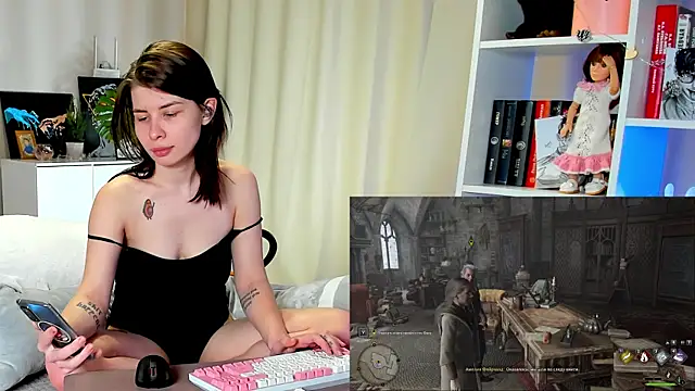 callmetori online show from January 25, 2025, 12:37 pm