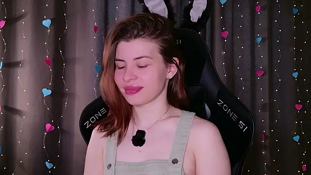 Snapshot of callmetori chatting on March 14, 2026, 7:47 am callmetori online show from March 14, 2026, 7:47 am