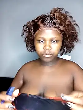 Dark Berry 26 online show from February 5, 2026, 12:37 am