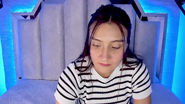  alaia collway  online show from February 13, 2025, 3:46 pm