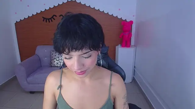 Snapshot of kathina_t chatting on December 7, 2024, 11:18 am kathina t online show from December 7, 2024, 11:18 am
