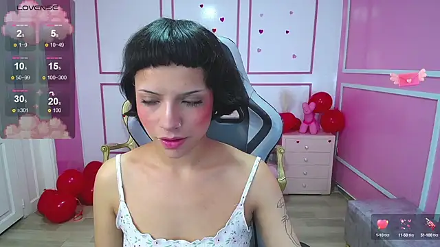 Snapshot of kathina_t chatting on March 7, 2025, 10:32 pm kathina t online show from March 7, 2025, 10:32 pm