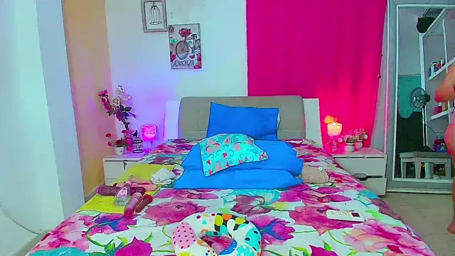 Kendralove31xxx online show from March 23, 2026, 3:10 am