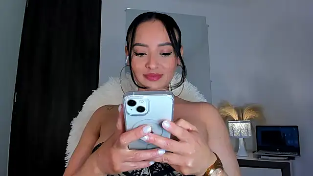 Snapshot of alexa_tobar chatting on July 23, 2026, 9:35 pm alexa tobar online show from July 23, 2026, 9:35 pm