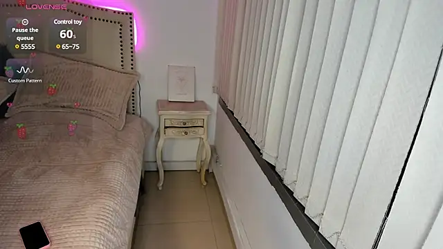 Emilly Rivera online show from January 17, 2025, 10:22 am