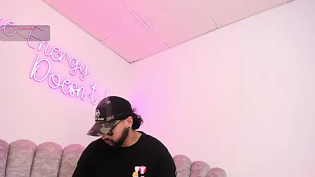 Chrys Harris01 online show from December 6, 2024, 5:42 am