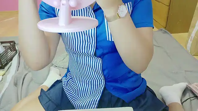 Snapshot of _usya_2525 chatting on September 17, 2025, 4:19 pm  usya 2525 online show from September 17, 2025, 4:19 pm