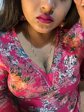 Snapshot of Ayesha_mahi chatting on October 16, 2025, 11:33 am Ayesha mahi online show from October 16, 2025, 11:33 am